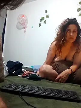 jeans and emma online show from November 10, 12:28 am