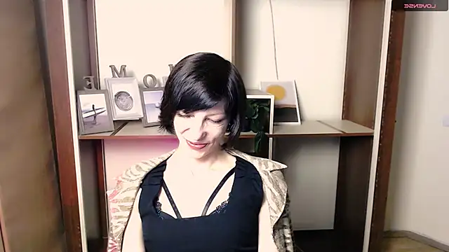  AngeliaFlow  online show from November 4, 7:57 am