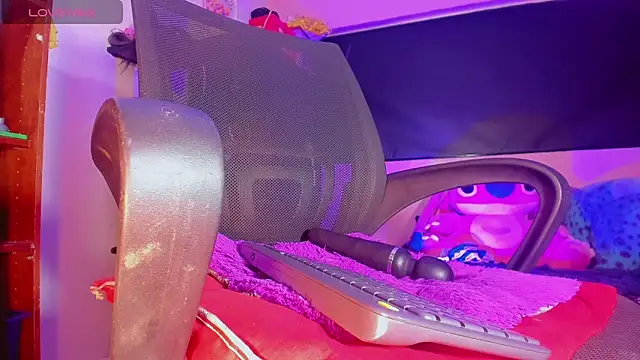 Diamond black 22cm online show from September 22, 11:30 am