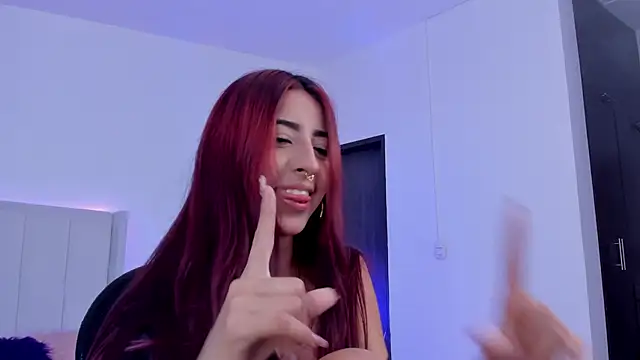 Mirandaa Rogers online show from March 27, 7:14 pm