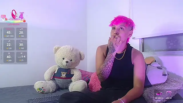 Snapshot of Brianna_Hard chatting on September 16, 1:57 am Brianna Hard online show from September 16, 1:57 am