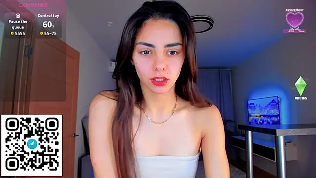 EmiliaZen online show from October 17, 5:49 pm