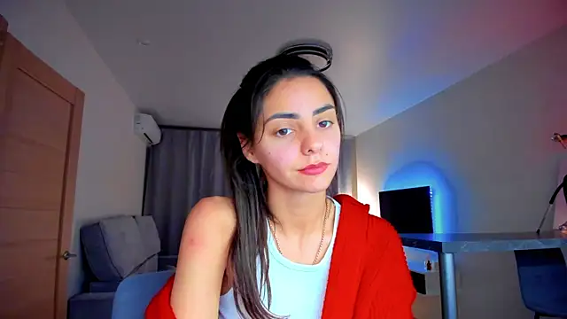 EmiliaZen online show from October 1, 4:56 pm