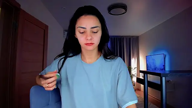 EmiliaZen online show from October 7, 2:43 pm