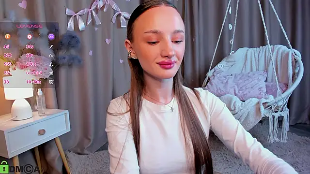 miiss  lulu online show from February 17, 1:05 am