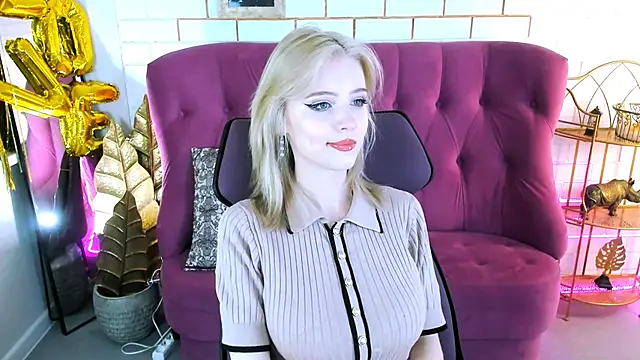 LeonaStane online show from November 27, 6:00 pm