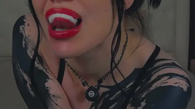 MaeveMoon online show from March 12, 8:22 pm