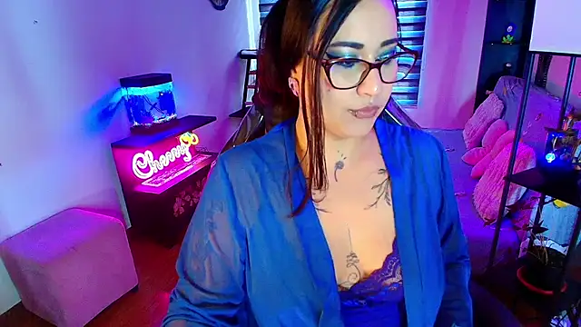 cherryy bombshelll online show from May 20, 2:36 pm