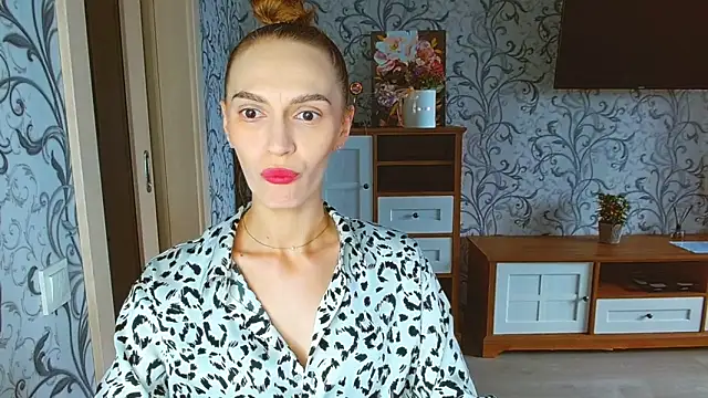 Lady Sunshine  online show from September 13, 8:11 am