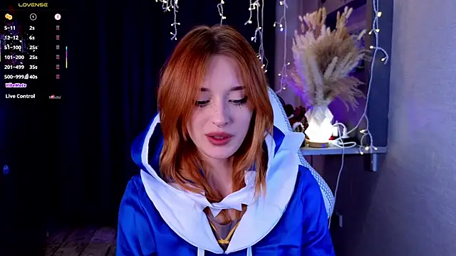 Hisoka akerley online show from April 16, 9:39 pm