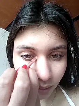 CHLOE ISABELL online show from March 20, 7:08 pm