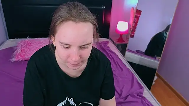 Lika 0ne online show from April 22, 12:13 pm