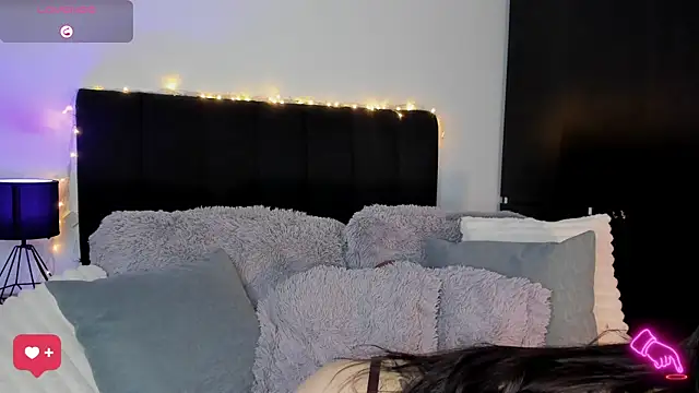 Amara vause  online show from October 17, 1:09 am