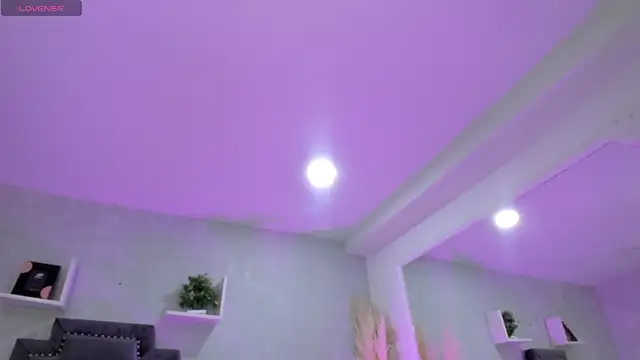 EmiliaRose  online show from April 14, 10:21 pm