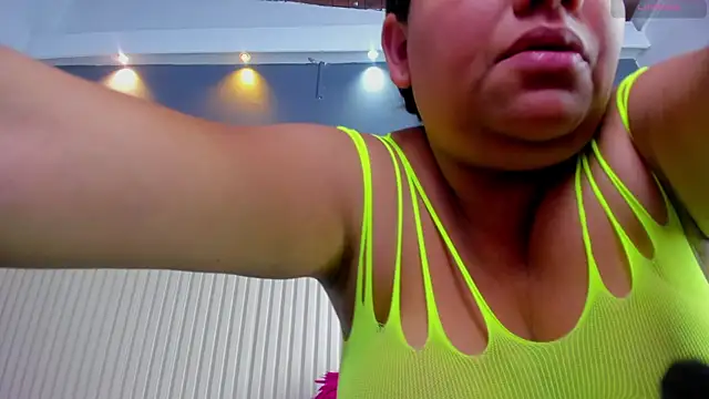 Aida-nicolle online show from November 27, 10:18 am