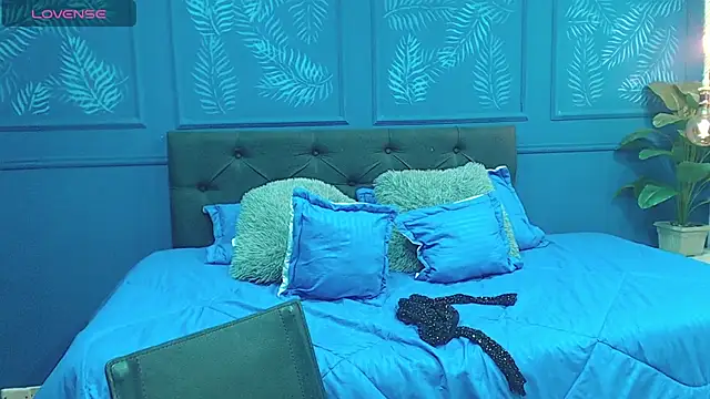 rebeka kenye online show from November 29, 9:52 pm