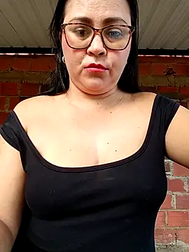 promiscuous-indecent-momm online show from November 1, 7:29 pm