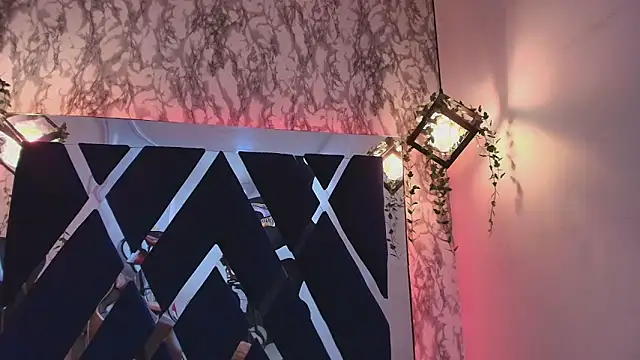 charlotte bluee online show from October 10, 8:58 pm