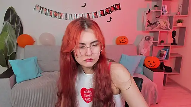 GabriellaMays online show from November 2, 5:33 am