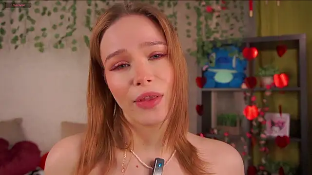 TaiteBayles online show from February 23, 1:50 am