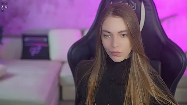 Layla Sweet  online show from January 12, 11:43 pm