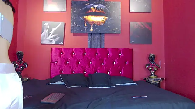 Arii moon online show from September 22, 1:09 pm