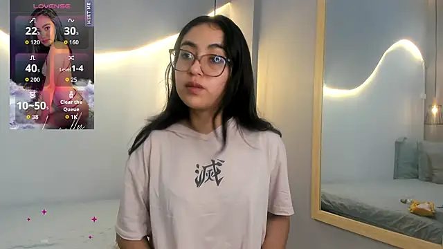 lucelly 15 online show from October 28, 12:00 pm