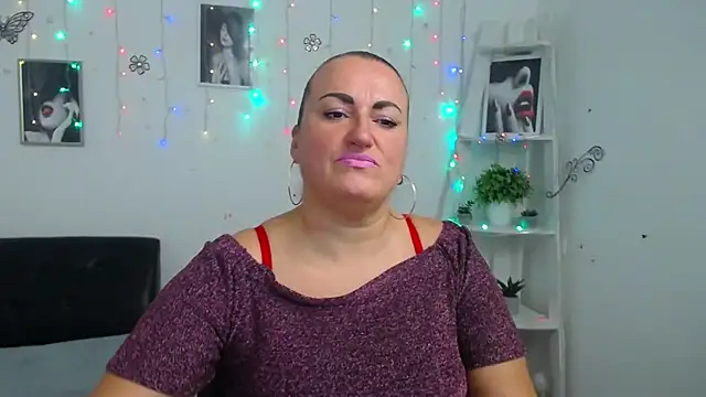 DianaMGG online show from October 9, 5:33 am