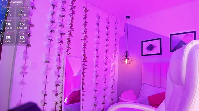 Bella walker  online show from November 14, 8:09 pm