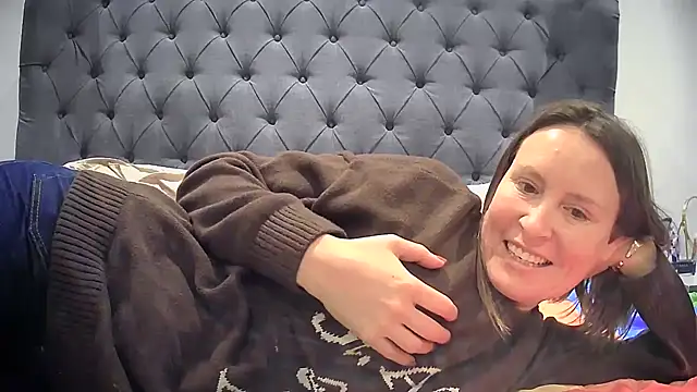 eatmypie69 online show from February 22, 7:26 pm