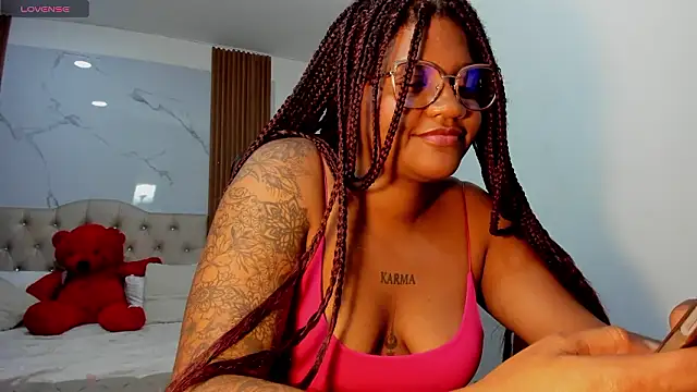 ZahraRose online show from March 13, 10:44 pm