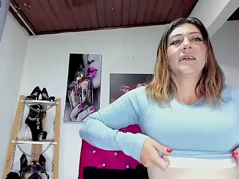angellyhorny online show from August 3, 2:12 pm