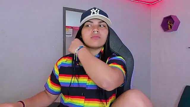 melany rouse18 online show from October 3, 12:27 am