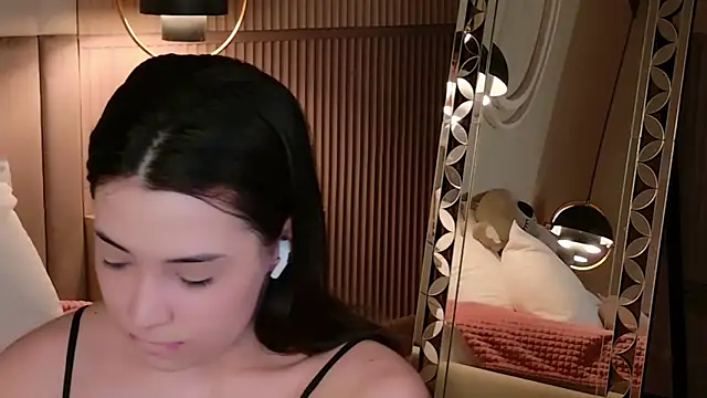 Alice Deleon online show from February 8, 11:58 am