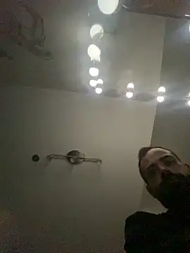 guccititi online show from October 31, 11:14 am