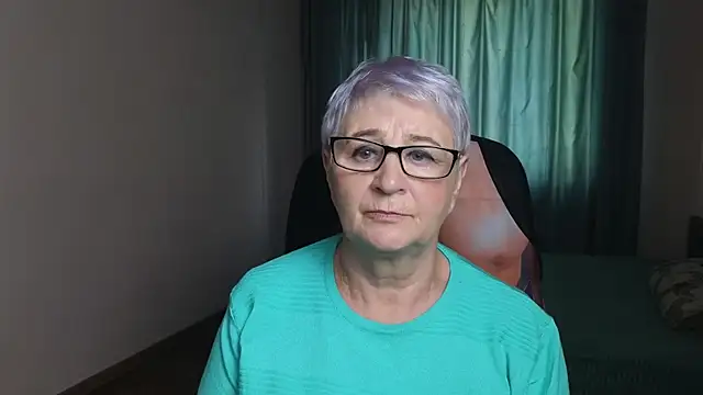 Snapshot of Sandra_Snowflake chatting on October 21, 12:09 pm Sandra Snowflake online show from October 21, 12:09 pm