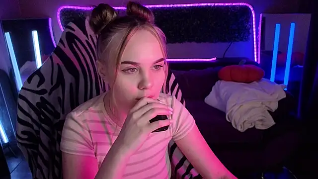 Dyna bae online show from November 10, 1:55 am