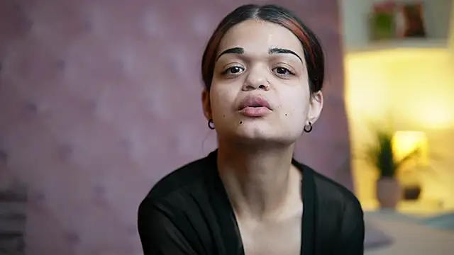 MaiaMini online show from March 6, 11:44 pm