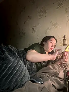 Naughtbaby 2025 online show from October 14, 3:42 am