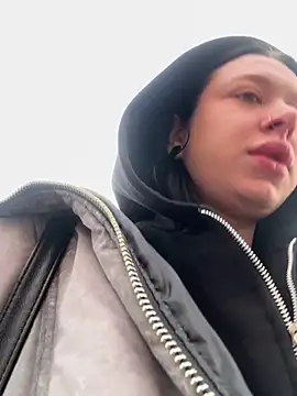 AlishaOfThorns online show from March 9, 10:51 am