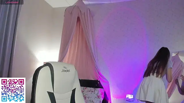 boozekirs  online show from October 10, 2:27 am