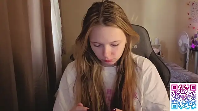 boozekirs  online show from October 27, 3:46 am