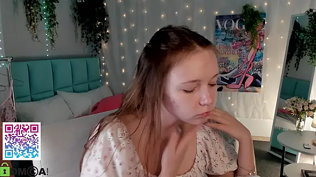 boozekirs  online show from July 7, 2:58 am