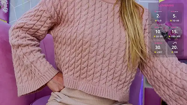 EmmyCortez online show from October 6, 11:49 am