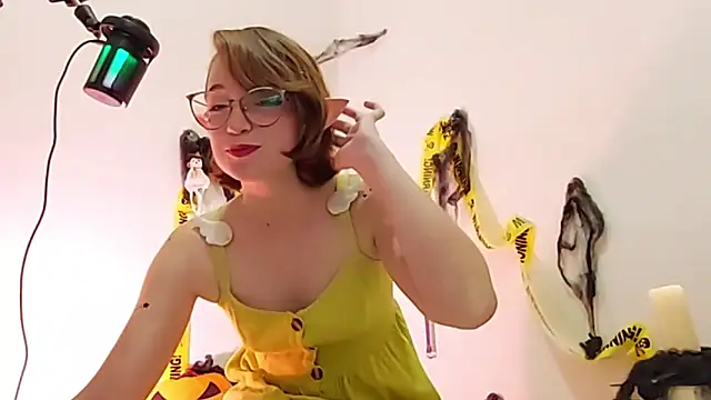 Elise Nyx online show from November 2, 7:39 pm