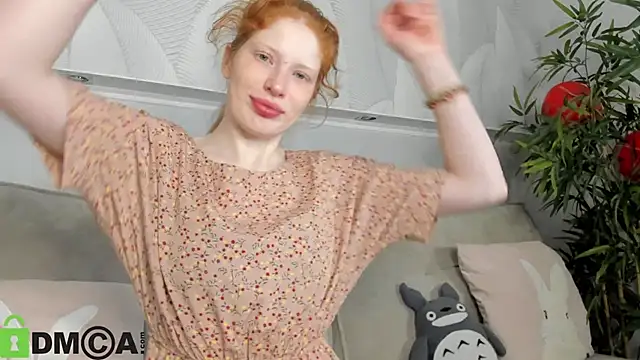 Sandra Wi1son online show from February 23, 1:06 am