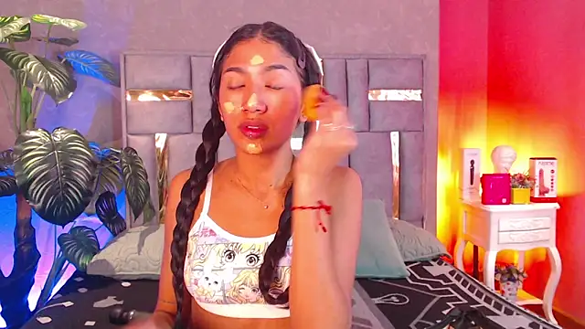 Tyla Ks online show from September 16, 8:17 pm