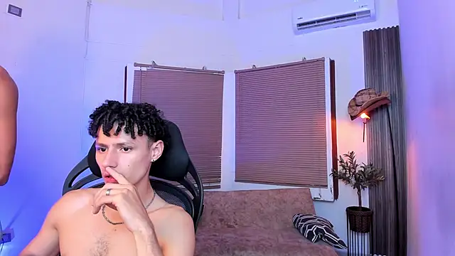 Fun BoysW online show from September 30, 2:06 am