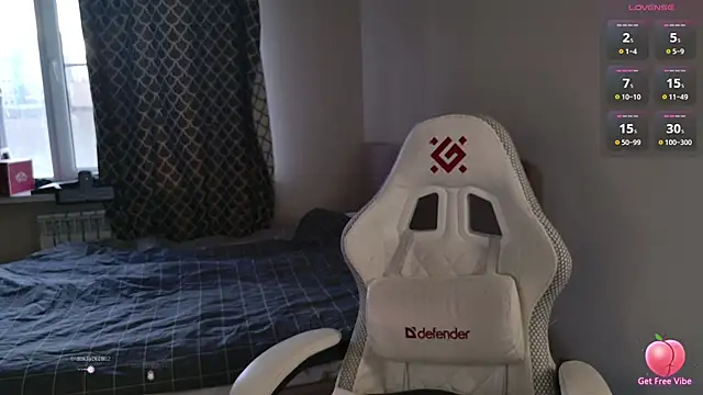 Luna Loveee online show from March 30, 4:01 am