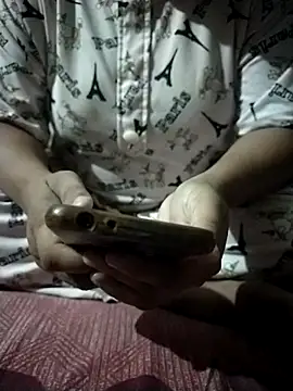 sharnjit299 online show from October 11, 5:48 pm